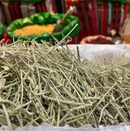 عشبة شاي / زعيت ماني